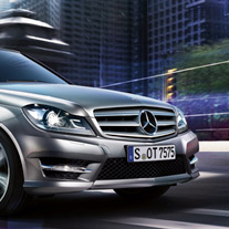 Solution: expert mail l e-flyer<br />
Client:  FAVC<br />
Campaign: mercedes-benz<br />
Location: México D.F. l 2013 